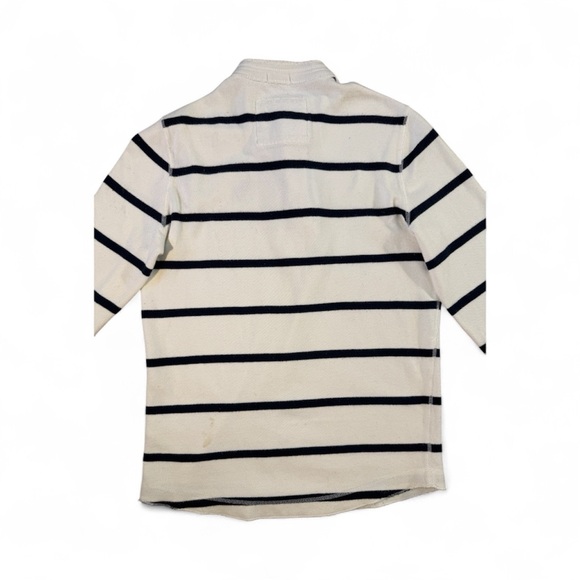 Men’s Abercrombie & Fitch White and Navy Striped Henley Shirt - Picture 5 of 6
